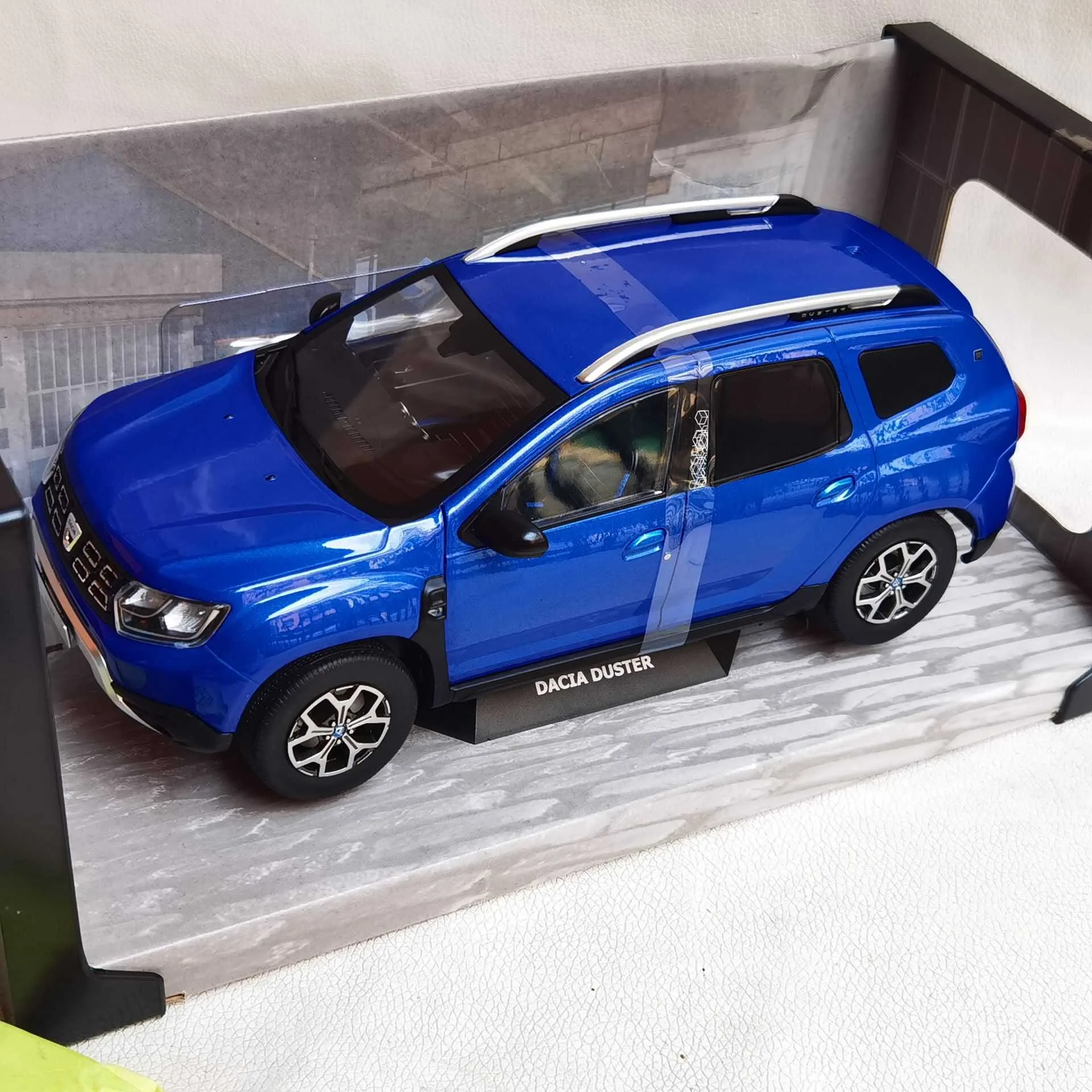 SOLIDO 1/18 Scale DACIA DUSTER 2018 Alloy Car Model Ornament