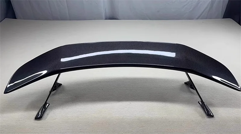 Used for  W205 modification of A-style true carbon fiber rear spoiler body kit