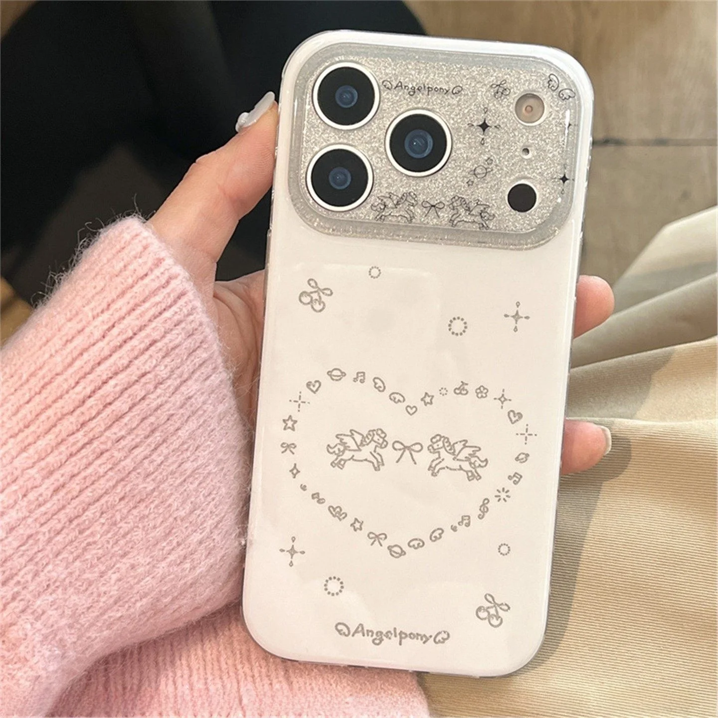 capa-de-celular-love-angel-compativel-com-17-pro-max-16-15-e-14-com-pulseira-unissex-para-uso-diario-design-aberto