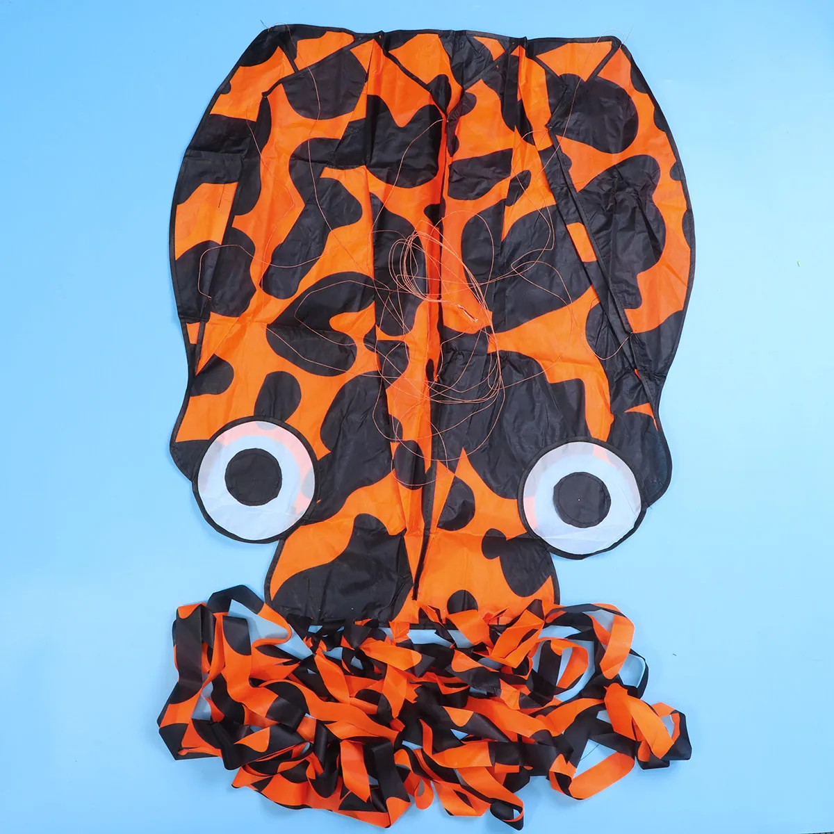 

2PCS Orange Easy Flyer Kite Kids Long Tail Kites Frameless Octopus Kites Good Toys without Flying Line for Beach Park Garden Pla