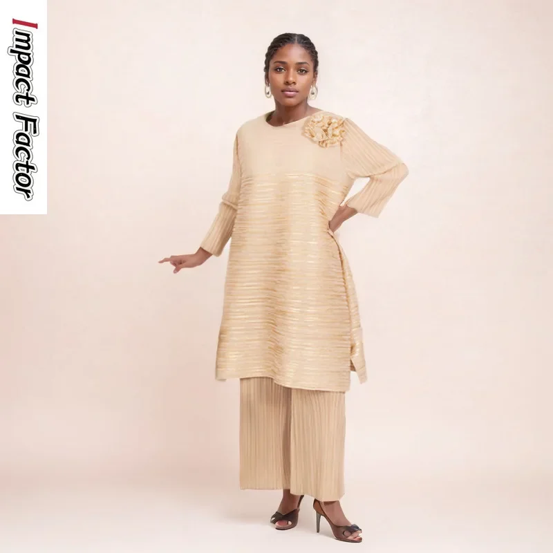 2024 New Two-piece Autumn Women's Clothing High-end Bronzing Top + High-waisted Versatile Wide-leg Pants Miyake Pleated Set