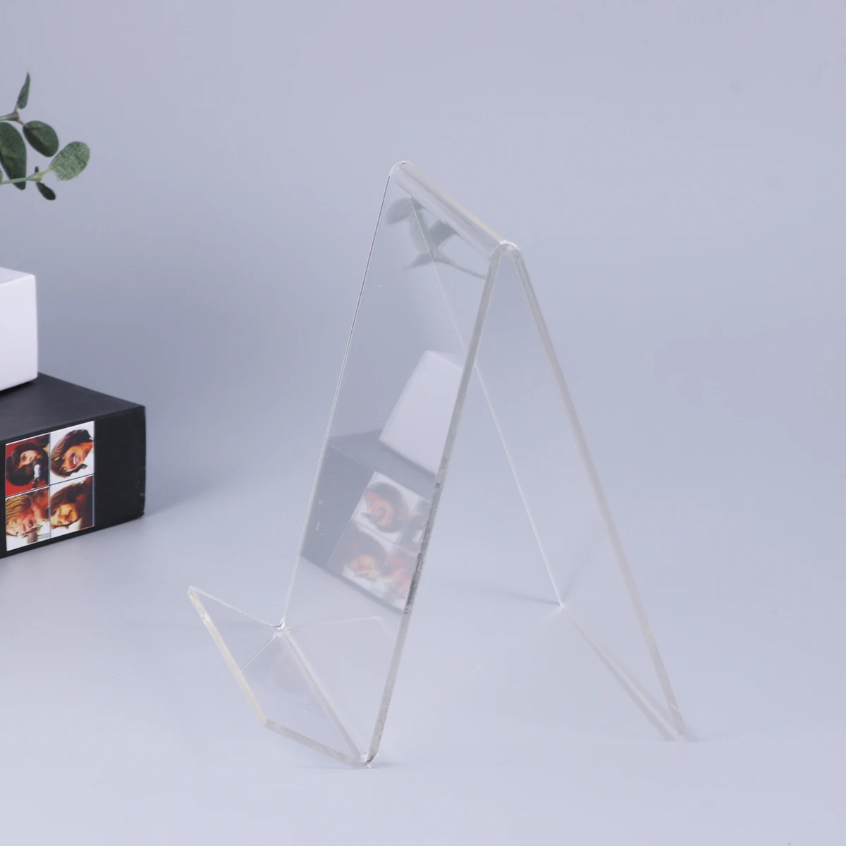 

A5 Transparent Acrylic Display Stand Clear Organizer Holder for Books Wallet Phone Jewelry Cosmetics Desktop Acrylic Holder