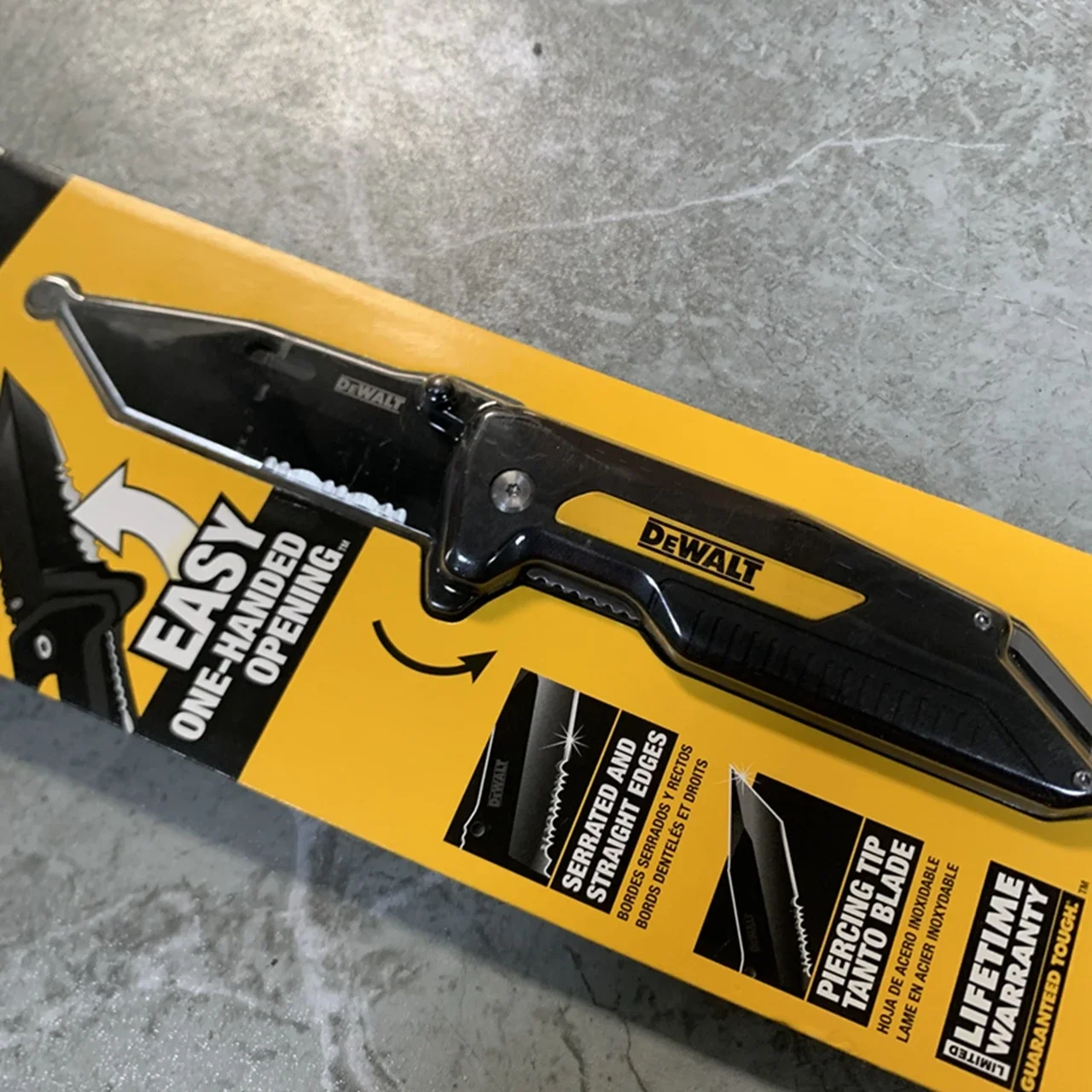 Dewalt DWHT10910 Pocket Knife With Ball-Bearing Assist Utility Knife Folding Knife Pipe Wood Cutter Tools DEWALT Hand Tools