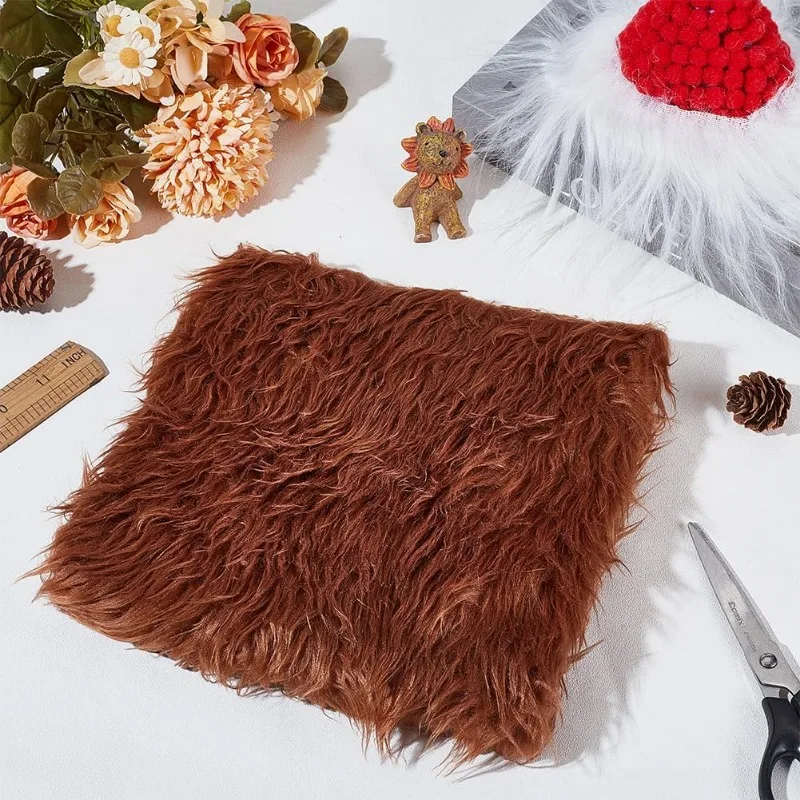 Brown Faux Fur Fabric 15.75x15.75 Inch Soft Plush Shaggy Squares Pre-Cut Craft Fur Fabric for Costumes Rugs Pillows Sewing