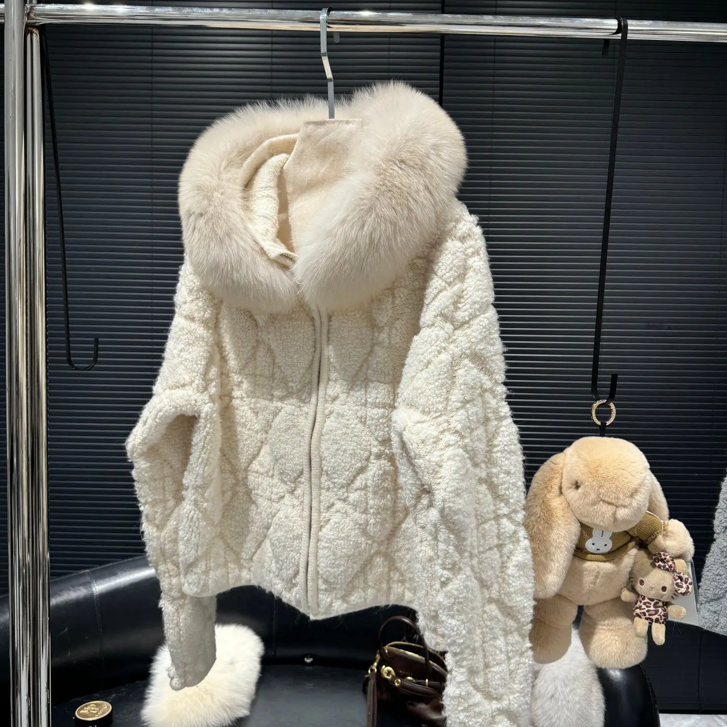 

2025 Premium Zipper Hooded Fur Collar Knitted Jacket Autumn and Winter New Sweater Cardigan Short