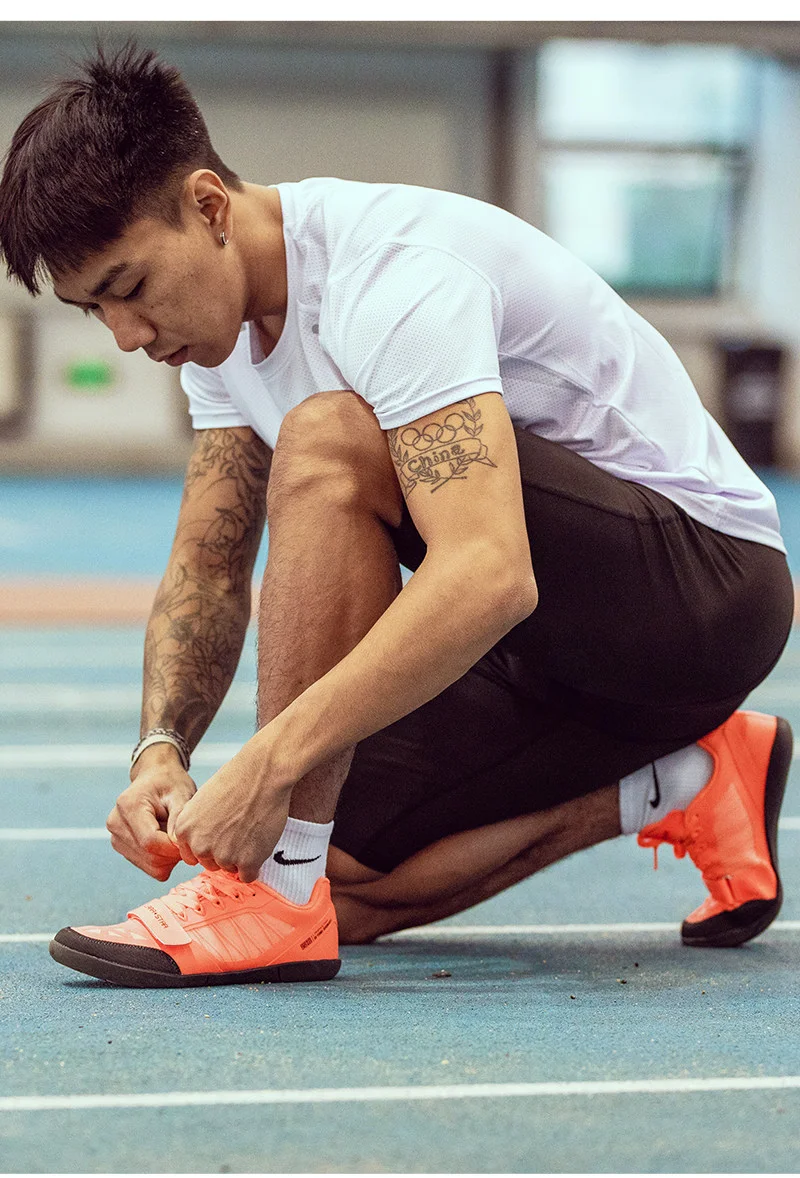 รองเท้าฟิตเนสแบบฝึกซ้อมแบบผสมผสานสำหรับการสควอทแบบลึกและการดึงแบบหนัก รองเท้ากีฬาในร่มแบบเท้าเปล่า หัวรองเท้ากว้าง