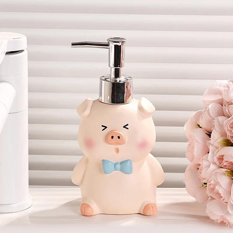 

Cartoon Pig Ceramic Hand Soap Pressing Bottle Bathroom Shampoo and Shower Gel Dispensing Bottle Bathroom Accessories