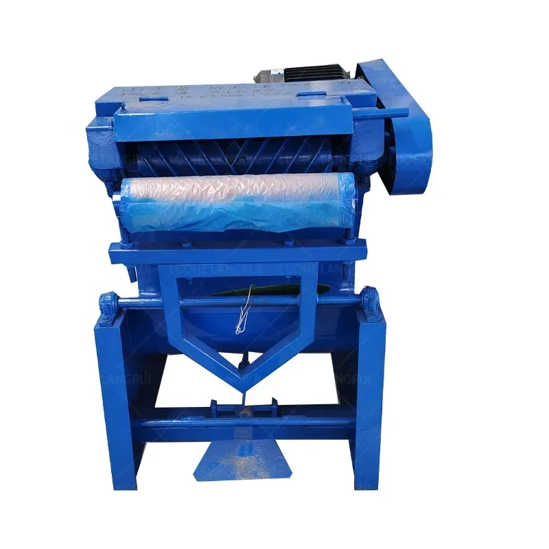 Axial sheepskin and cowhide processing machinery grease degreaser