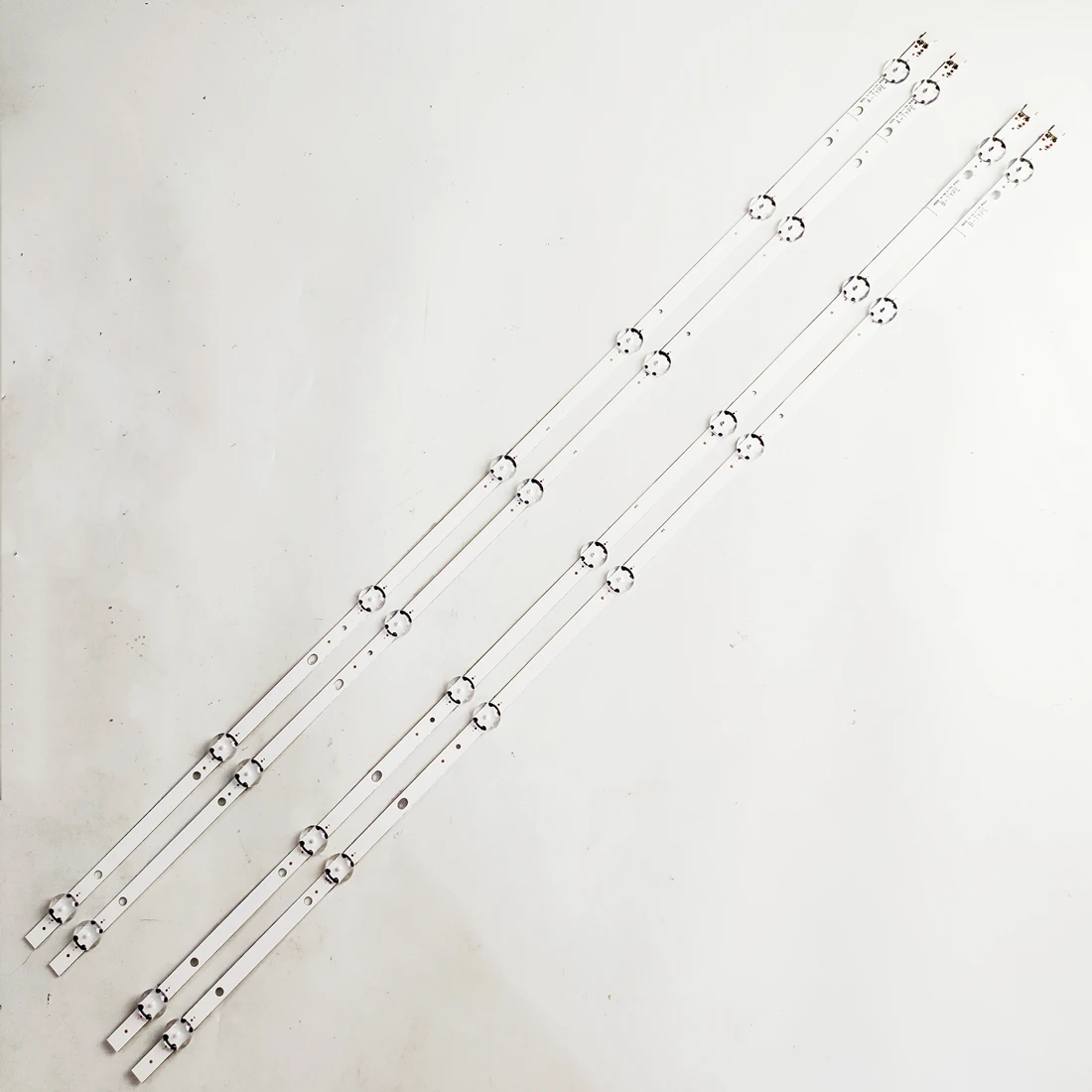 LED Backlight Strip 7leds LB43007 V0_04_38S V1_04_38S for TOSHIBA 43L3653DB Hitachi 43HB6T62H