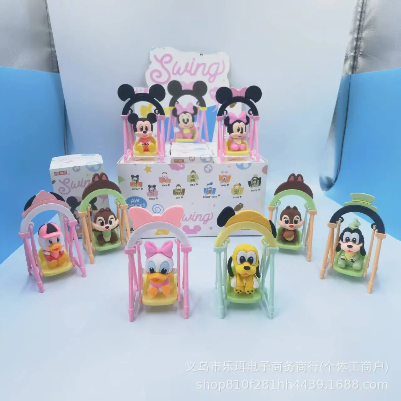 ديزني ميكي سوينغ سلسلة صندوق أعمى Kawaii الشكل ميكي دونالد داك تمثال صغير لعبة سطح المكتب ديكور المشجعين الأصدقاء هدايا عيد الميلاد