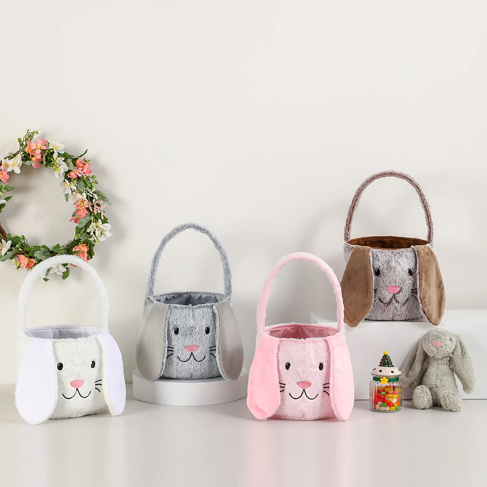 

2024 Easter Bunny Ears Bucket Bag Cartoon Rabbit Easter Egg Handbag Happy Easter Day For Kids Rabbit Ears Candy Package