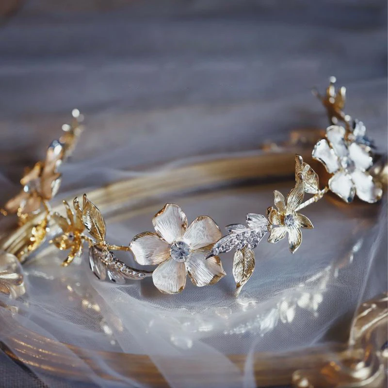 

Classic Crystal Wedding Headwear Flower Hairband Bridal Hair Accessories Headdress Bridal Crown Dinner Party Accessories