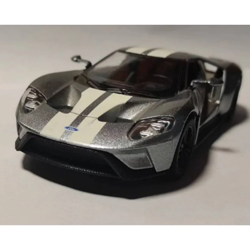 1:36 2006 Ford GT Legierung Spielzeug auto Modell Druckguss Simulation Metall Modell Spielzeug auto Sammlung zurückziehen