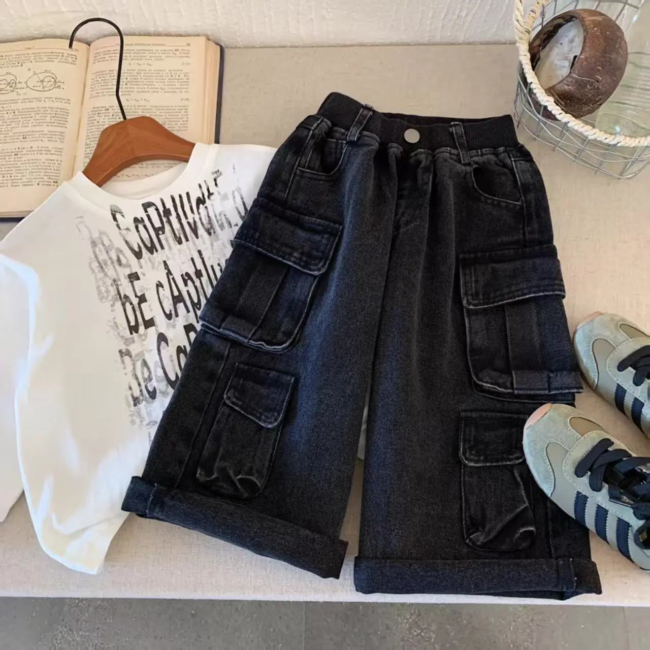 

Baby 2025 Spring And Autumn New Large Pocket Children's Work Clothes Handsome Jeans Boys' And Girls' Versatile Pants