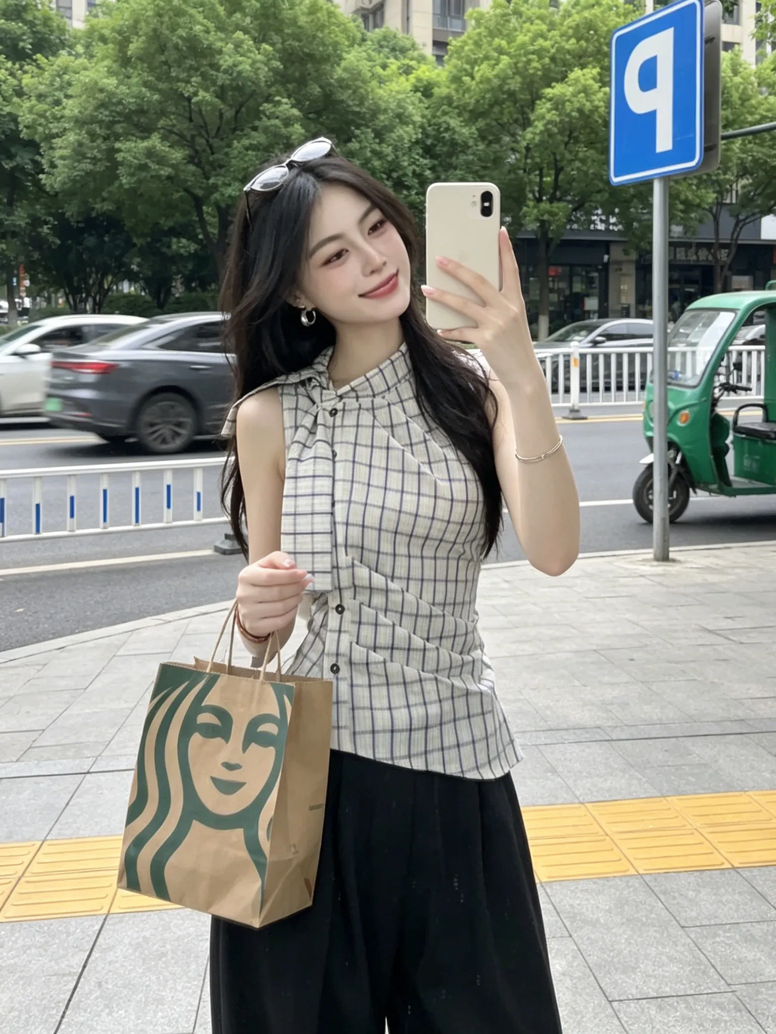 

Korean Style Vintage Plaid Sleeveless Shirt Women Summer Design Sense Pleated Waist Slimming Personality Top