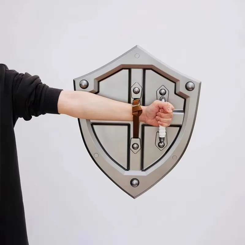 Em estoque a hemule fantasia arma hylian escudo yrulean link anime jogo periférico abs arma de plástico modelo deocr artesanato presentes