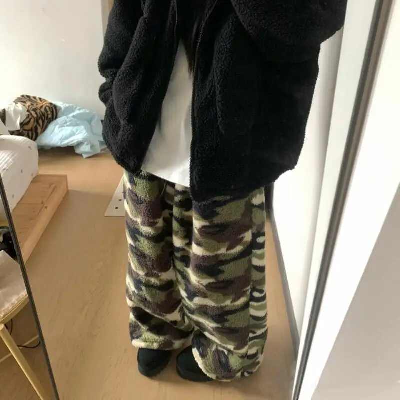 

Винтажные камуфляжные широкие брюки, зимние мужские и женские плюшевые теплые повседневные брюки, свободные брюки для американских девочек, уличная одежда Y2K