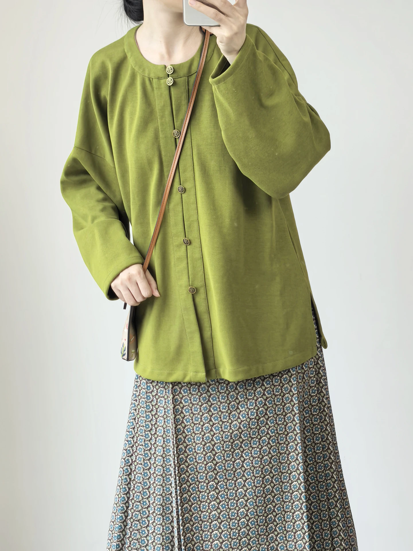 

Autumn Fraance Dye round Ne Bow Bag Sve Hanfu Women's Knitted Daily Tail Skirt Cotton Polyester Thiened Long S...