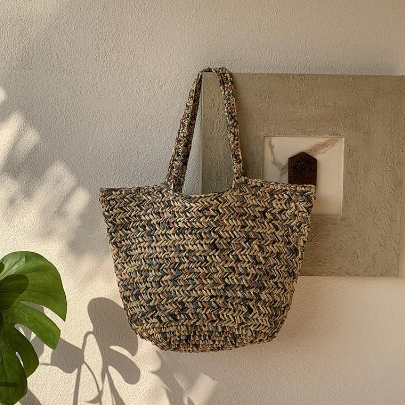 

Summer New Handmade PP Grass Woven Straw Bag Fashion Handwoven Holiday Beach Bag Large Capacity Bohemian Casual Travel Tote Bag