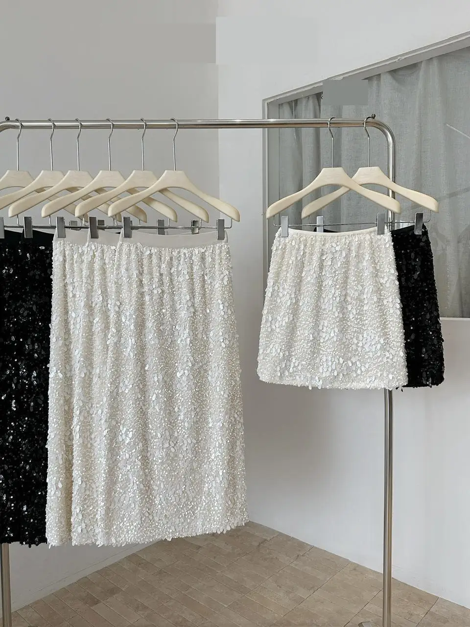 المرأة الخريف الشتاء أنيقة مطرزة ضئيلة تنورة طويلة سيدة مرونة الخصر بلون ألف خط بلينغ بلينغ الشارع الشهير تنورة