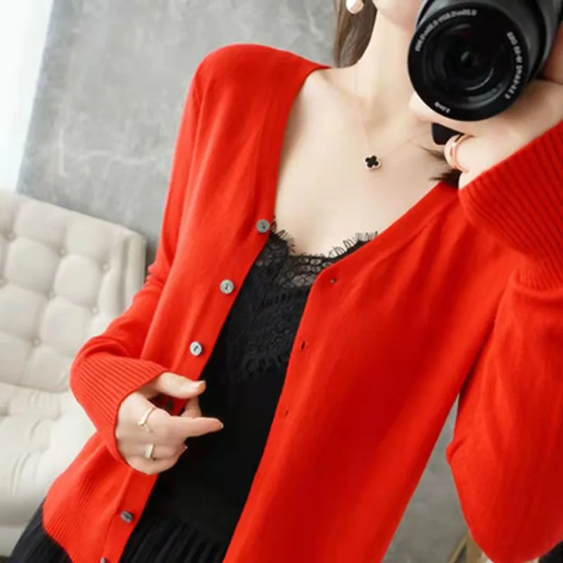 Cardigan Coat Women\'s Knitted Base Shirt V-neck Long Sleeve New Korean Style Outer Sweater For Spring And Autumn 2024