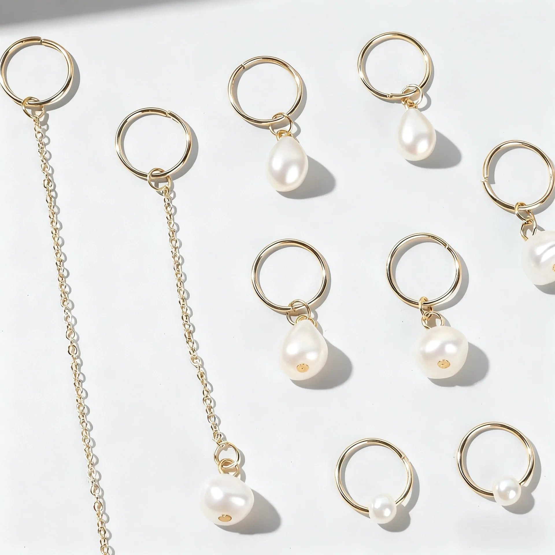 

Fashion 12 Piece Pearl Charm Alloy Dreadlock Hair Ring Set for DIY Sweet Personality Hair Accessory