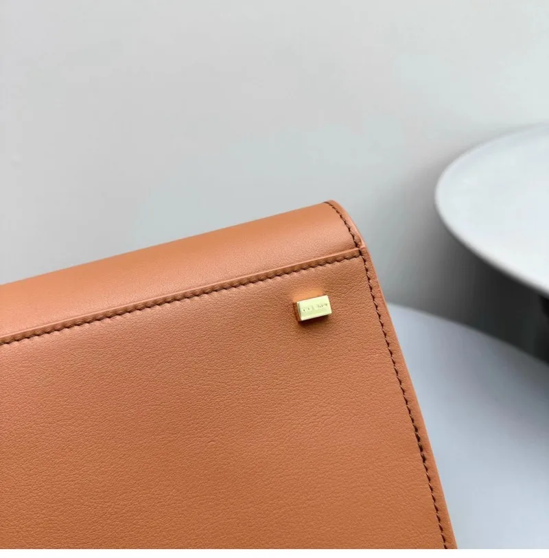 Tote Large Capacity Commuter Bag Cowhide Niche Shoulder Handbag Large Soft