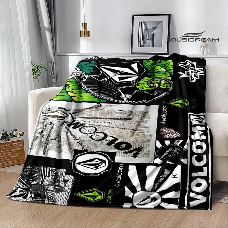 V-VOLCOM LOGO البطانيات المطبوعة الفانيلا بطانية دافئة لينة مريحة بطانية بطانيات السفر بطانات السرير cubre كاما هدية عيد ميلاد