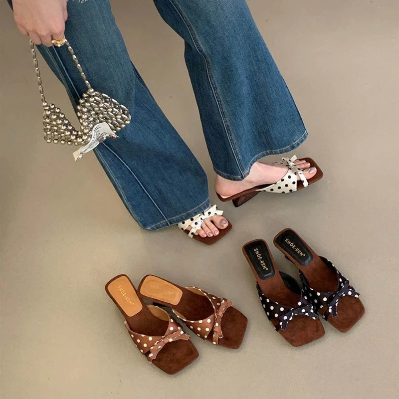 

Women's Slippers New Summer Style Square Toe Open Toe Bow Decorated Temperament Slippers Polka Dot Decorated Open Toe Slippers