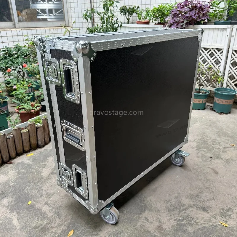 Mixer Console Flight Case with Doghouse