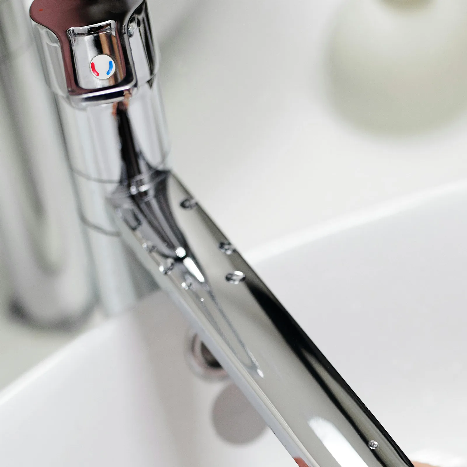 

Набор из 10 этикеток для смесителей: знаки горячей и холодной воды, красные и синие пластиковые наклейки, легко заменяемые, для классификации в ванной комнате