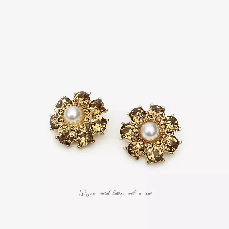 

6 шт. пуговиц в форме цветка, высококачественные пуговицы с инкрустацией бриллиантами и жемчугом, для женских блузок, жакетов, джемперов, украшение для пальто