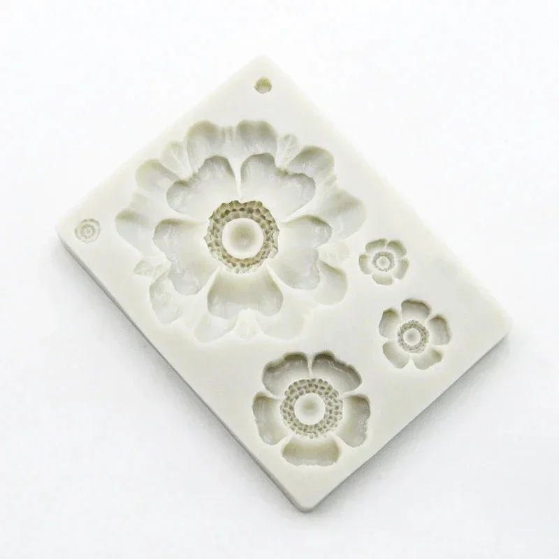 Silicone 3D Daisy Wild Chrysanthemum Flower Shape Mold Baking Mold Chocolate Baking Fondant Cake Accessories Tools Resin Mould