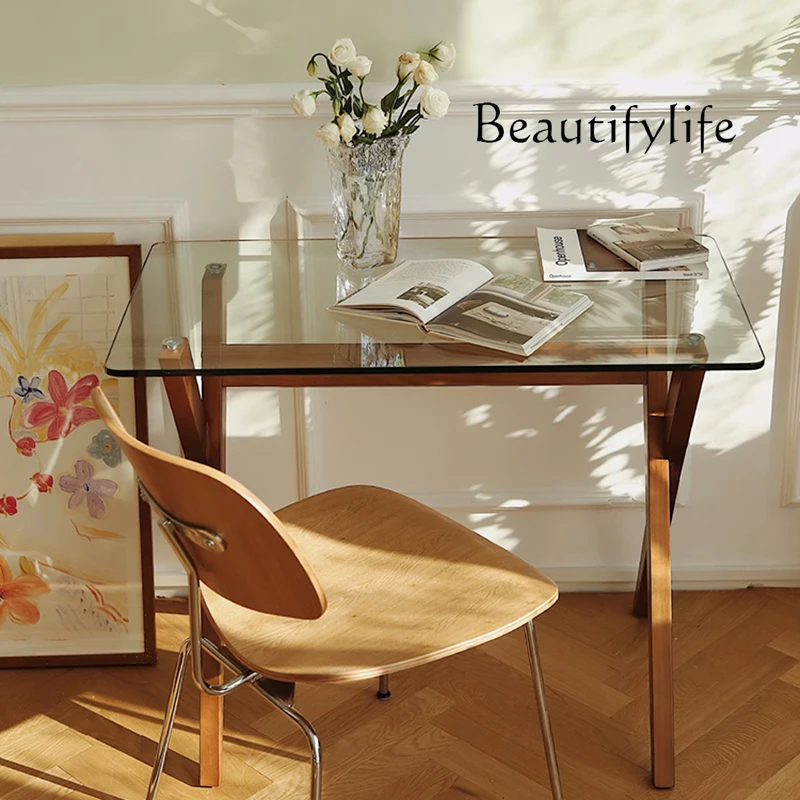 مكتب شقة صغير حديث وبسيط من الخشب الصلب، مكتب من الزجاج المقسى، مكتب كمبيوتر منزلي، طاولة واحدة