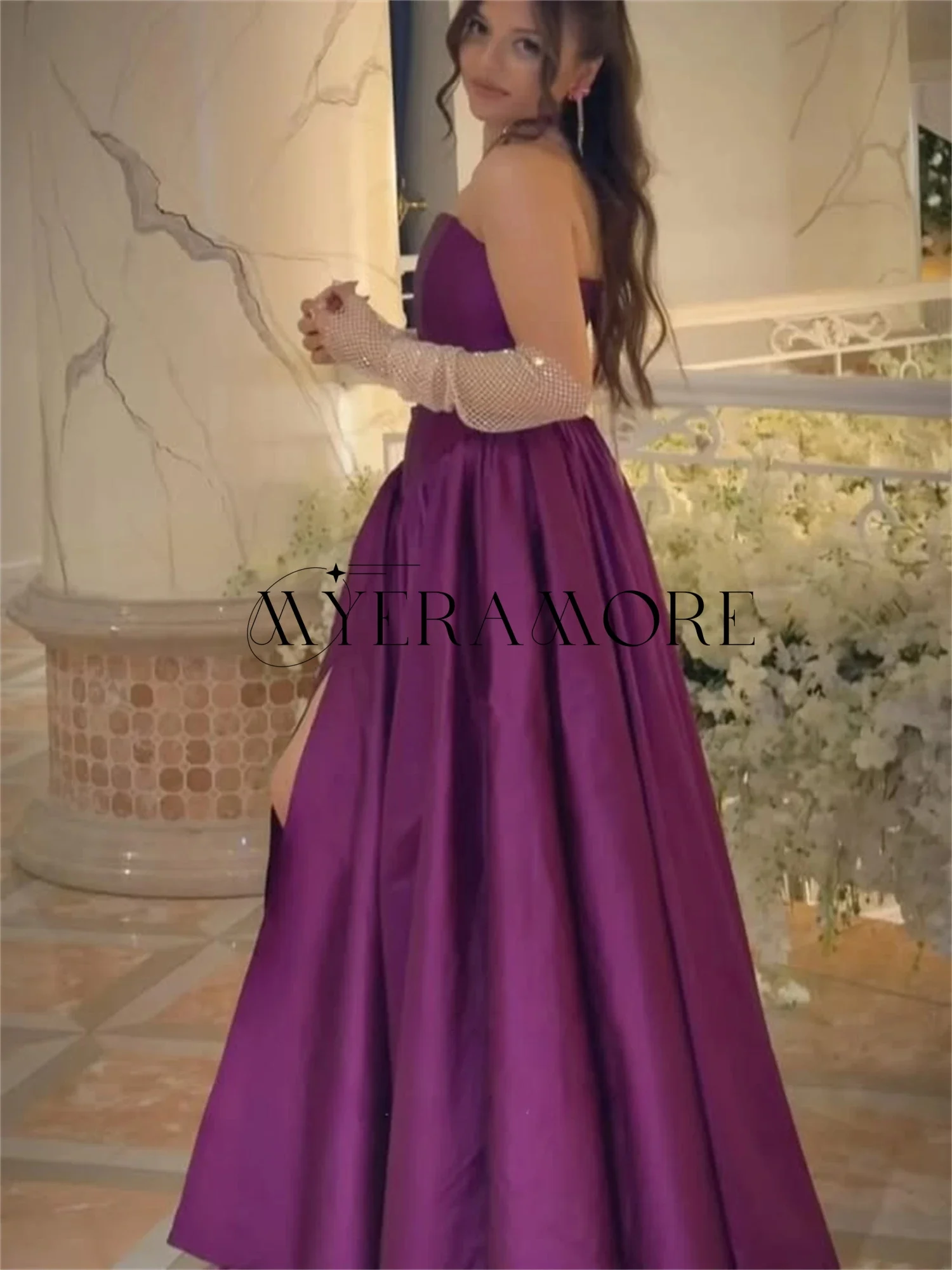 فساتين سهرة بسيطة بدون حمالات أرجواني على شكل حرف a دانتيل قابل للانفصال كم طويل فتحة جانبية فساتين حفلات مخصصة رداء السهرة