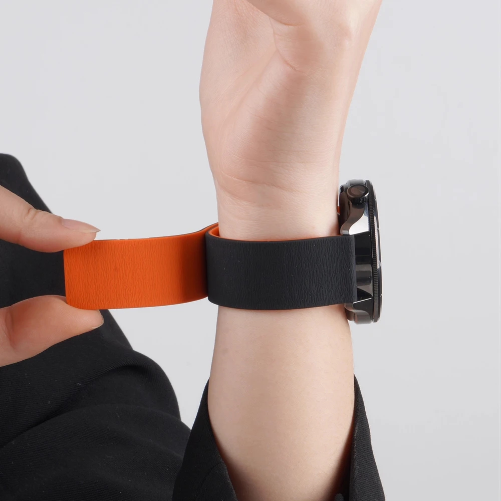 حزام سيليكون مغناطيسي لساعة هواوي 5/4/Pro/GT5 GT4 GT3 46 مللي متر سوار معصم رياضي كوريا لساعة Amazfit Active 2/Balance 2 1/Bip 6