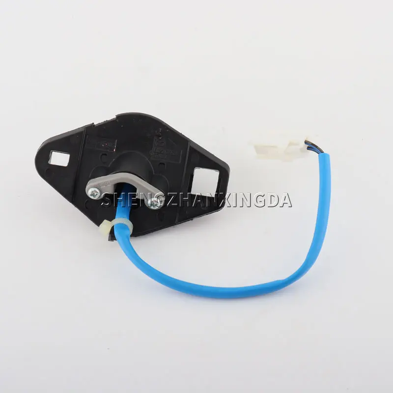 Suitable for Mazda Cx7 Cx-7 2007-2012 Trunk Switch Please Lift the Door Release Switch Tailgate Switch Button Eg23-67-6S0