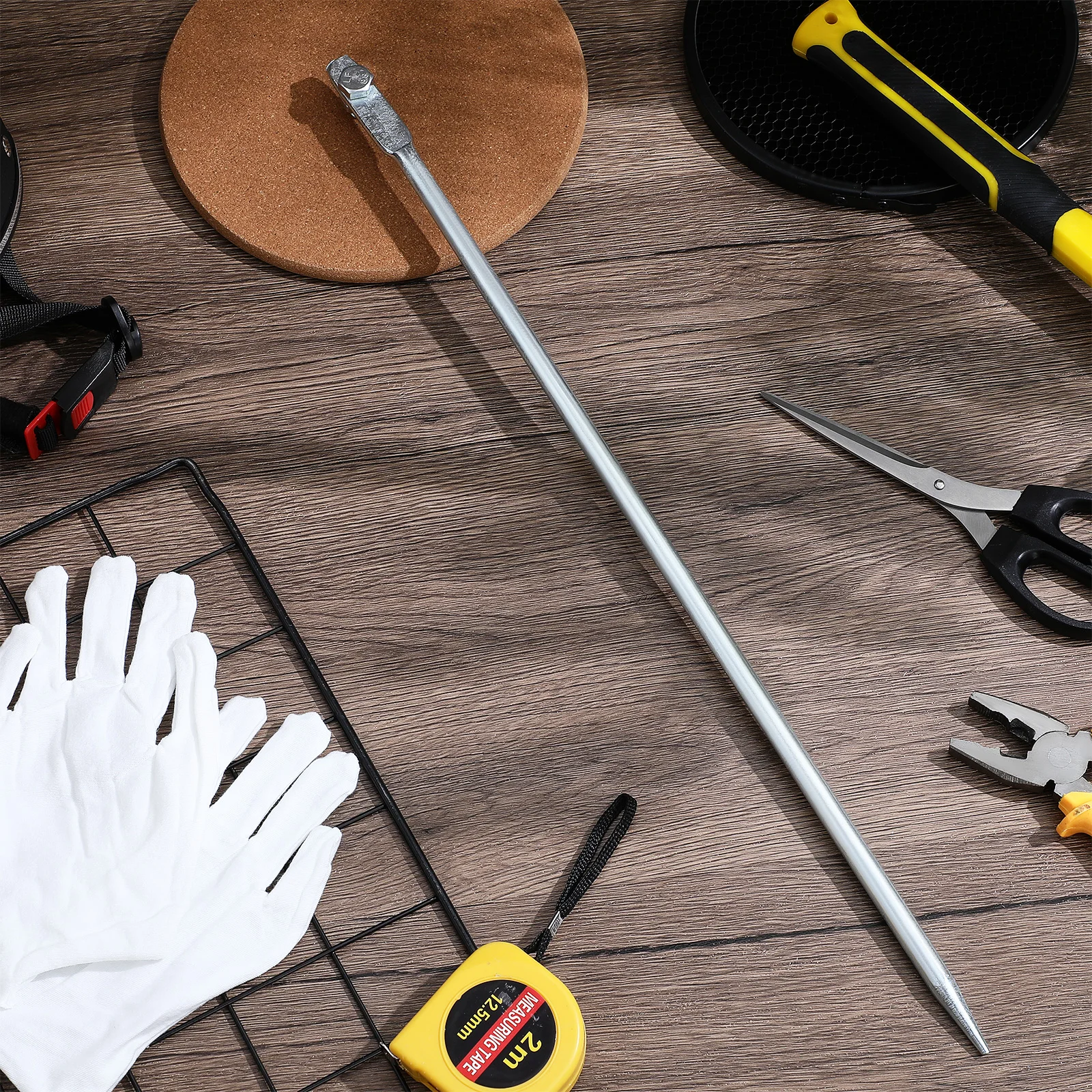 قضيب أرضي من الحديد خفيف الوزن للسياج الكهربائي والمشروعات الكهربائية الخارجية ومسبار محمول وتأريض الأسلاك المتينة