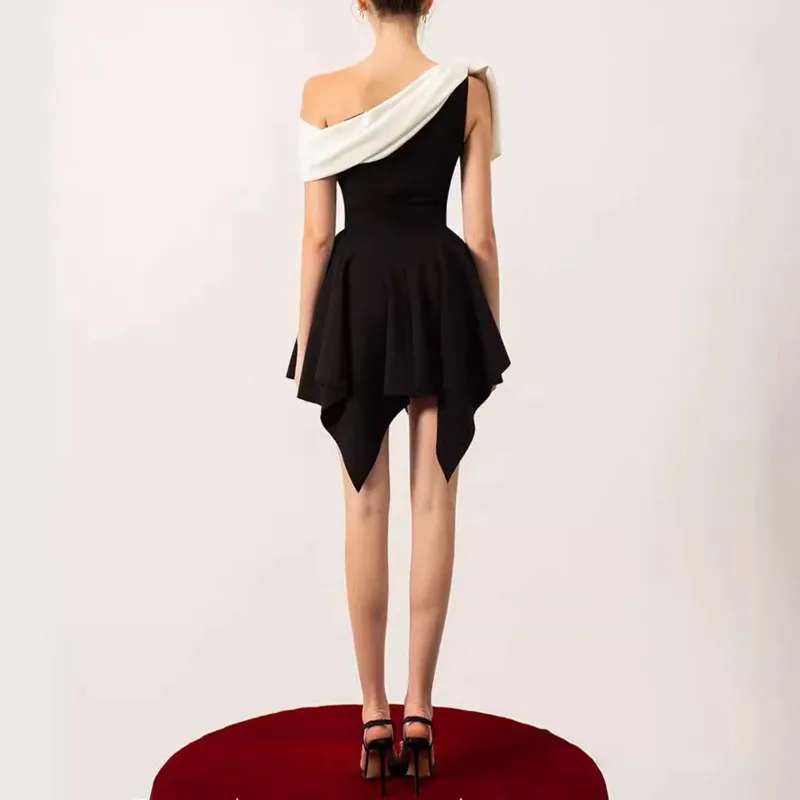 HKSH 夏の新しい女性のニッチデザインインファッション甘いスタイル不規則なハイエンドの気質クラシックパッチワークショートドレス HK5825