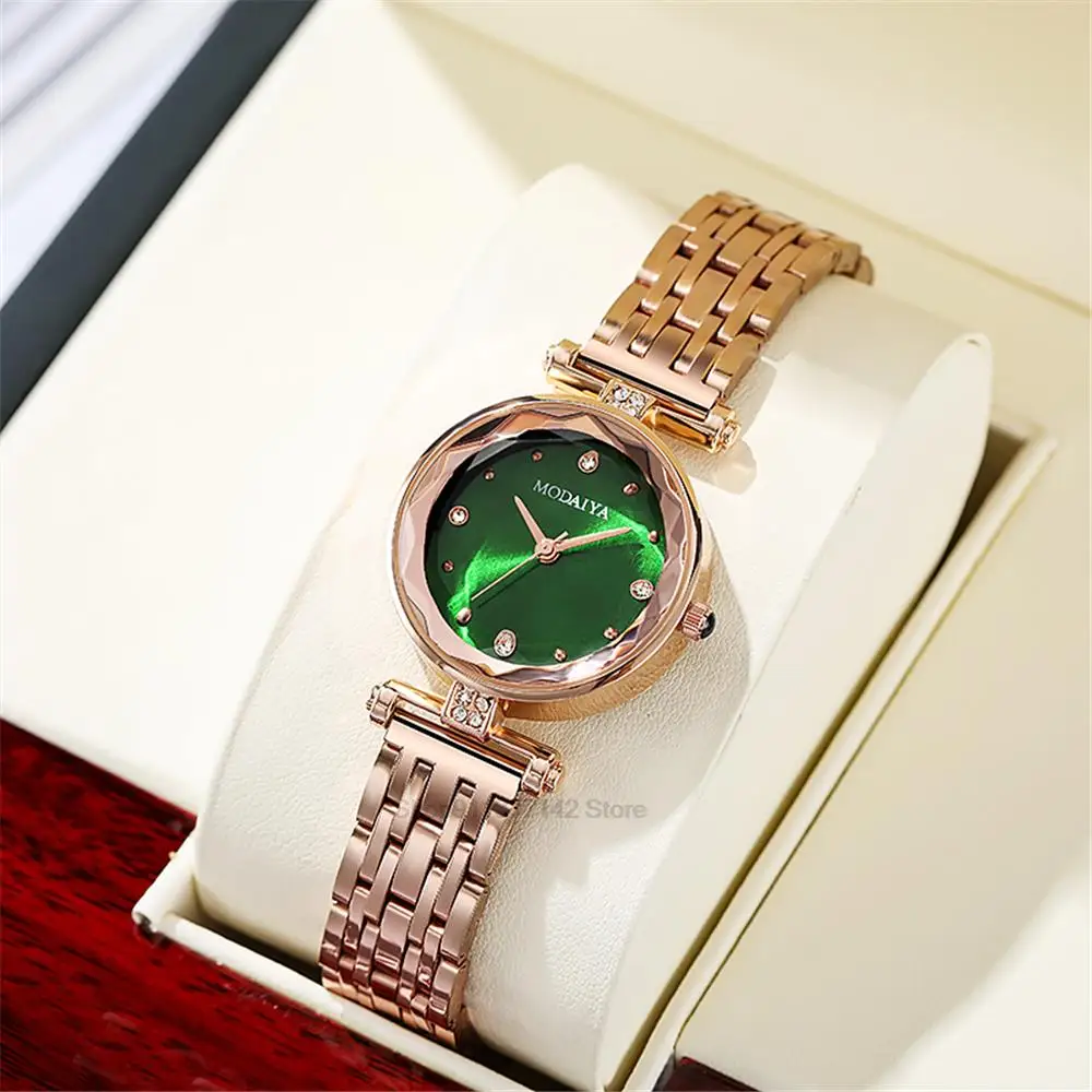 Luxury Branded Refined Red Ladies\' Diamond-set Alloy Quartz Watch Fashion Women Plating Stainless Steel Strap Gift Clock