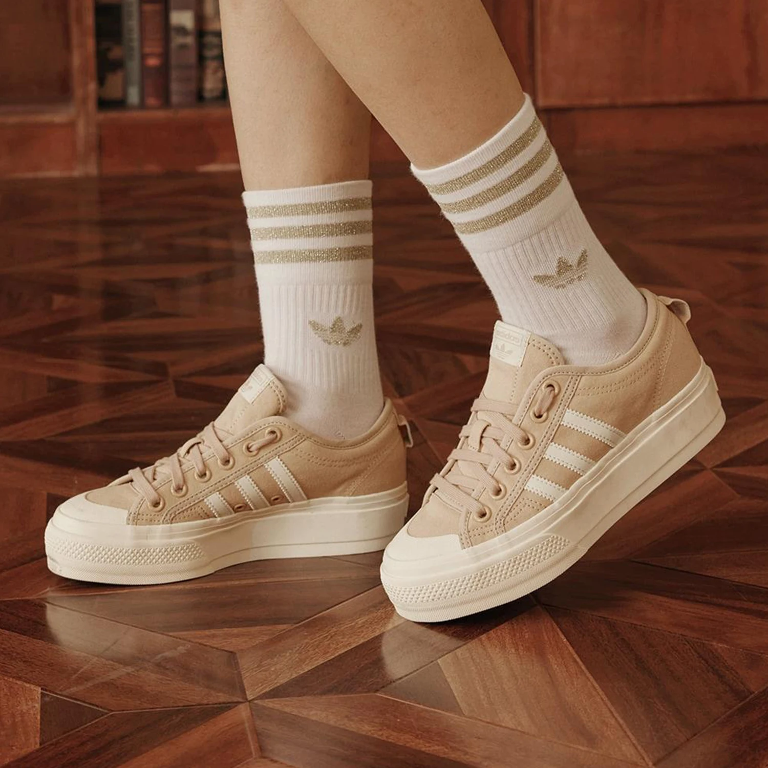 

Adidas genuine Superstar Unisex Cushioned Durable Sports Casual Slip-On Shoes JQ9150