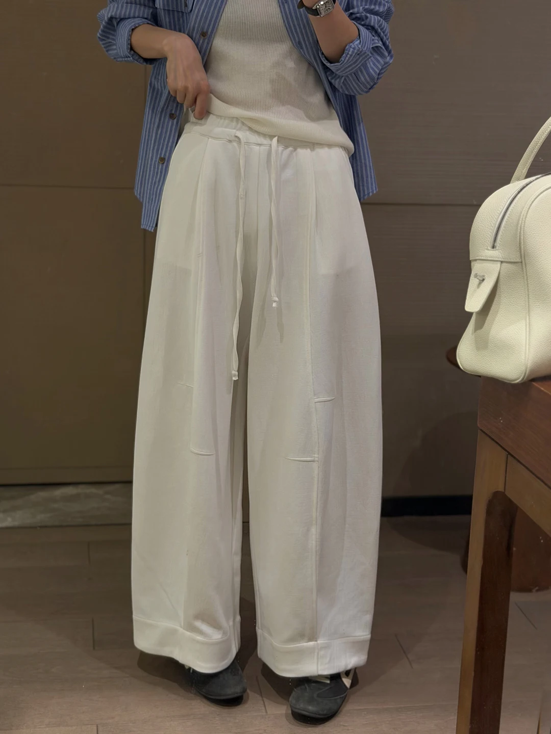 

Женские повседневные брюки-джоггеры с высокой талией и широкими штанинами, однотонные, свободного кроя, с манжетами, весна 2026, корейский стиль