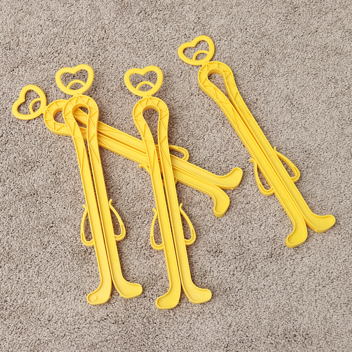 

4 pcs Boot 35cm Plastic Durable Shoe Stretcher Long Boots Keeper Upright Anti Distortion Desiccant Deodorant Clips Easy