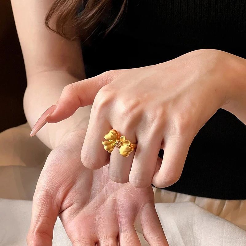 

Kt 18 Gold Color Playful Butterfly Open Ring for Women Girlfriend Valentine's Day Birthday Jewelry Ring Gifts Not Fade