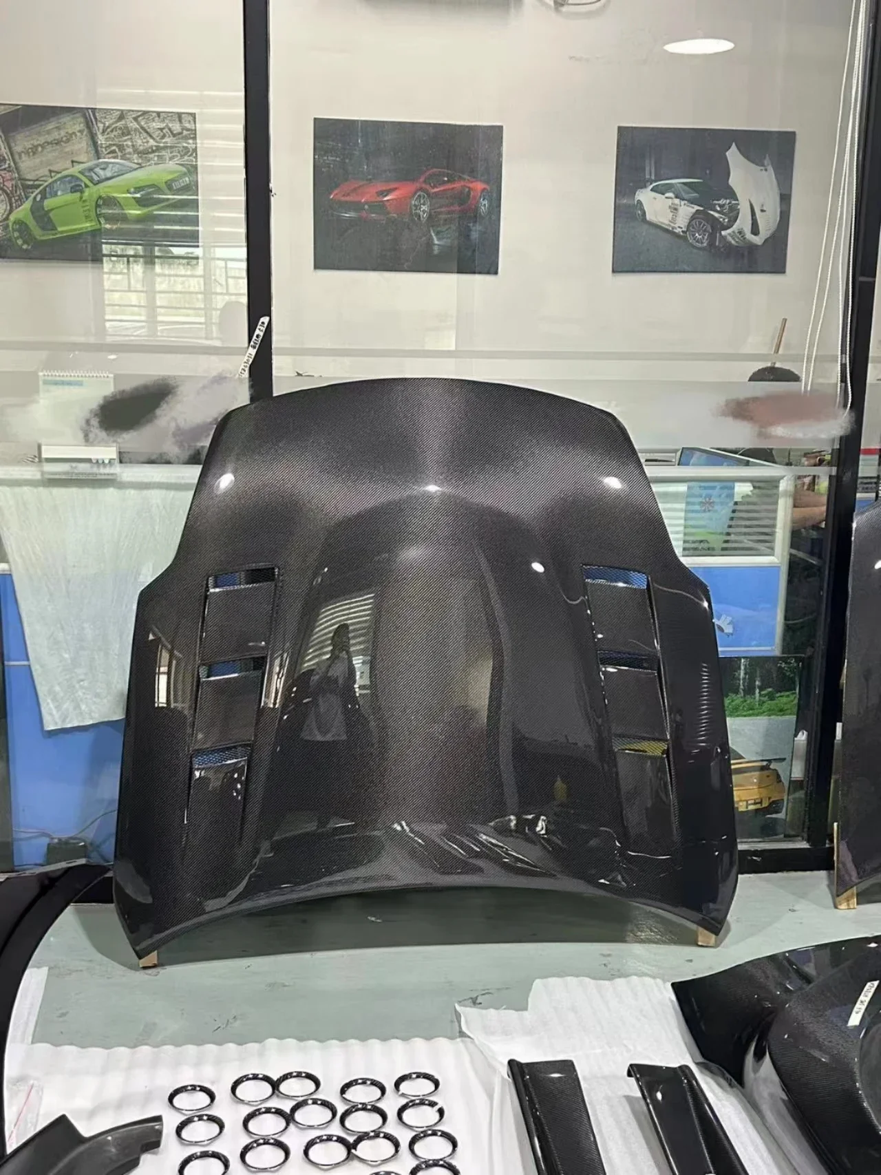 

T-S STYLE CARBON FIBER HOOD FOR 2006-2008 NISSAN 350Z Z33