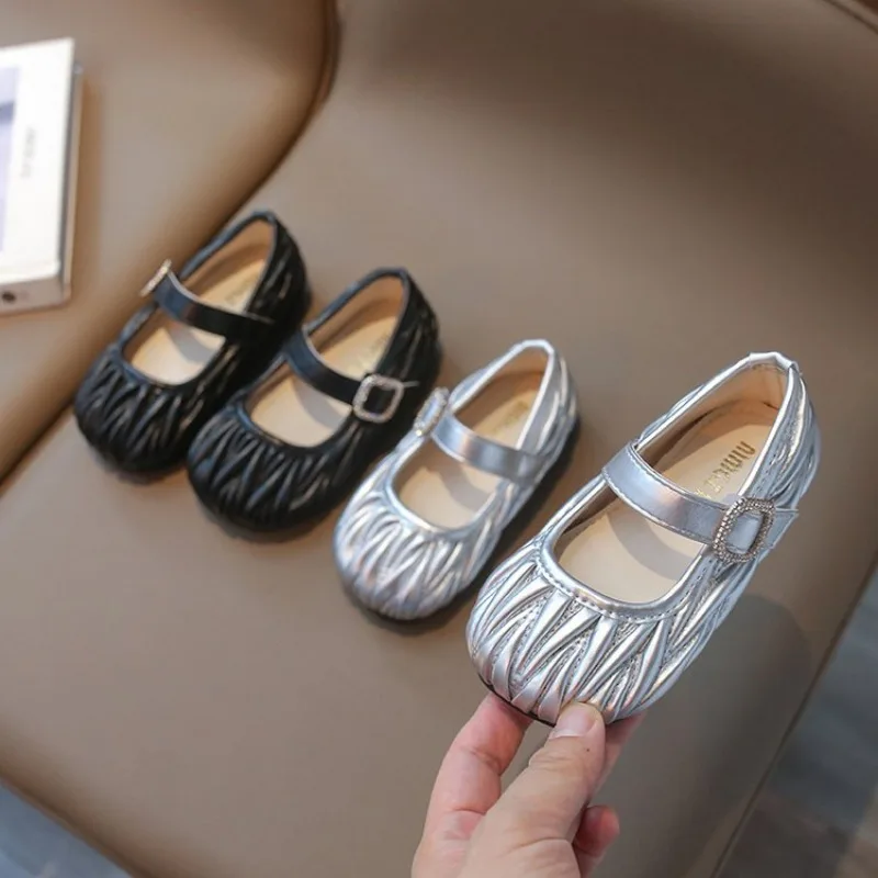

Детские кожаные туфли для девочек 2026 года, весна-осень, новые, с низким вырезом, на мягкой подошве, размеры 21-30