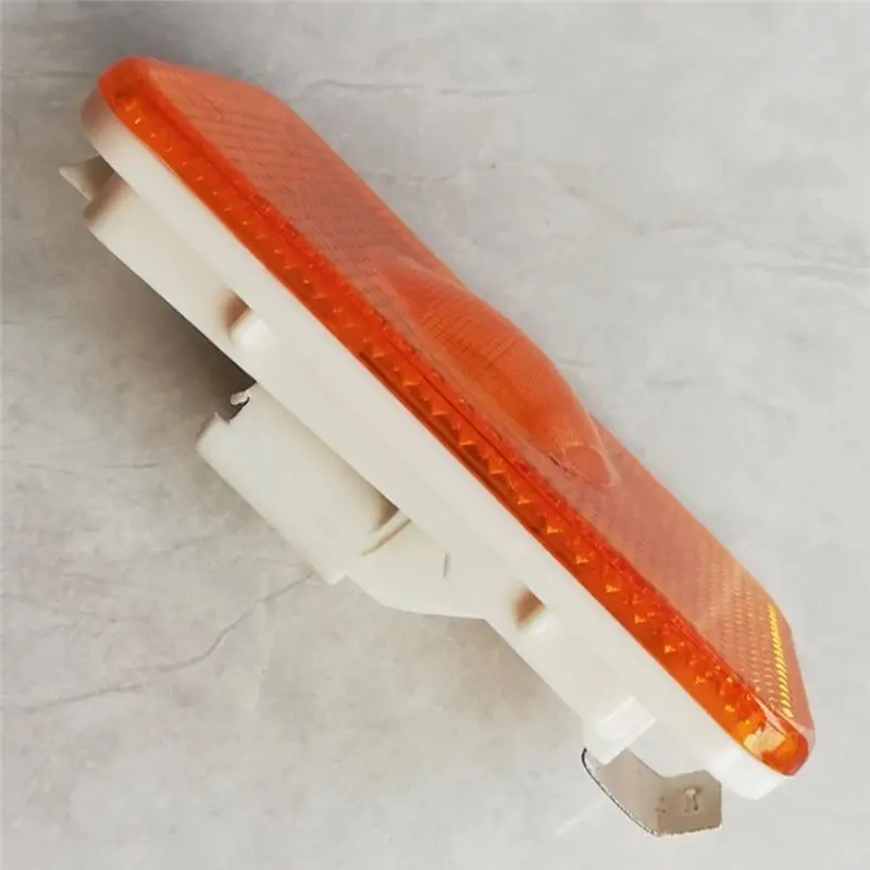 A76E-1 Pcs 24V LED Side Marker Truck Signal Side Lights for Volvo FH FM FL Truck Lights Amber 20789440 Truck Parts Accessories