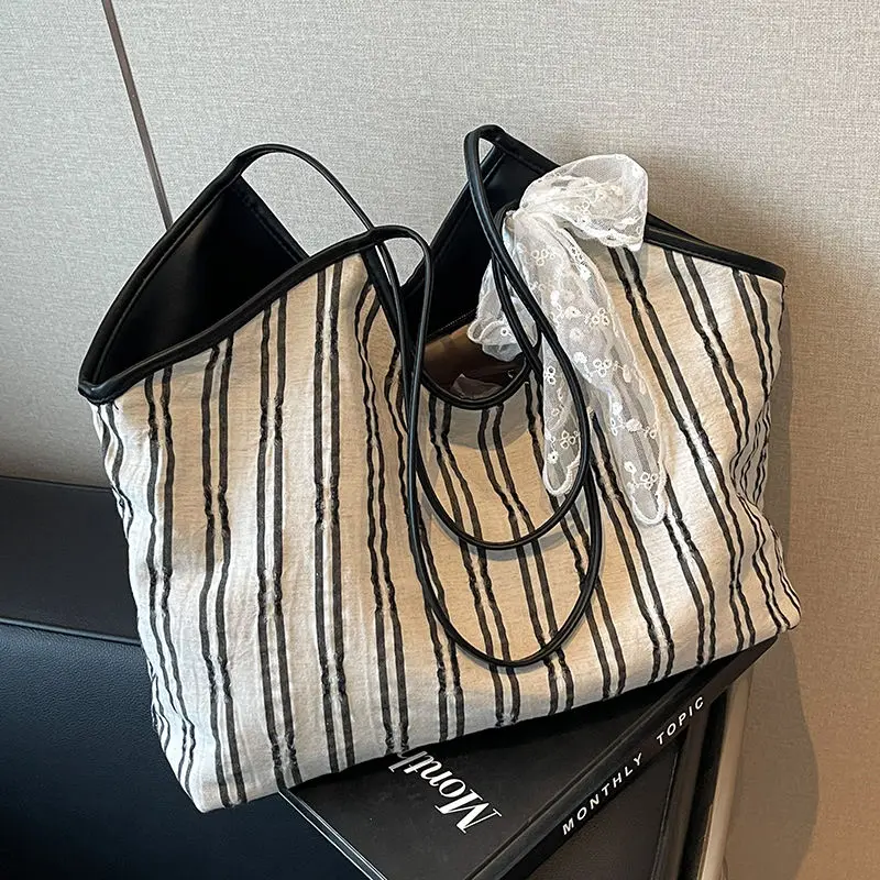 Casual Large-capacity Bag Women's Commuter Versatile Canvas Shoulder Bag College Student Class Tote Bag High Appearance Level