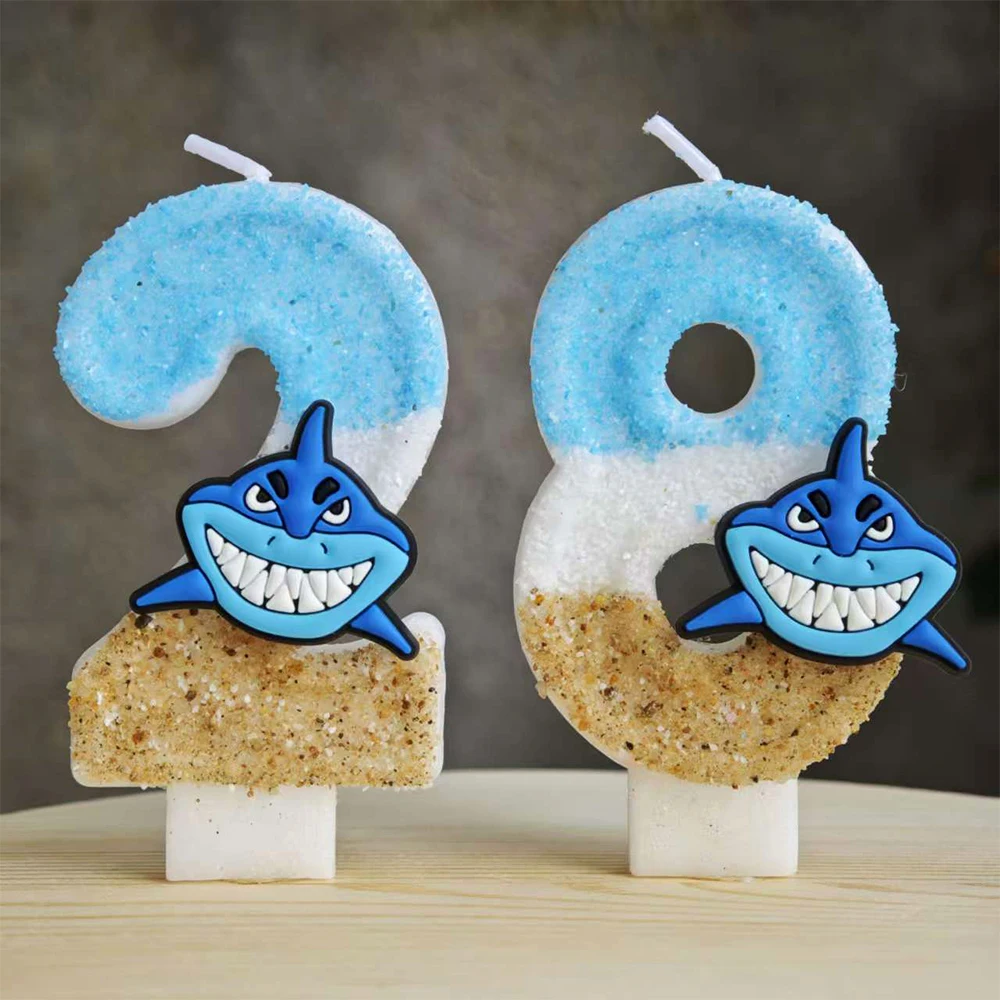 Hai-Kerze Anime Nummer 0-9 Kinder Geburtstagstorten-Dekoration Partyzubehör Baby-Shower-Geschenke