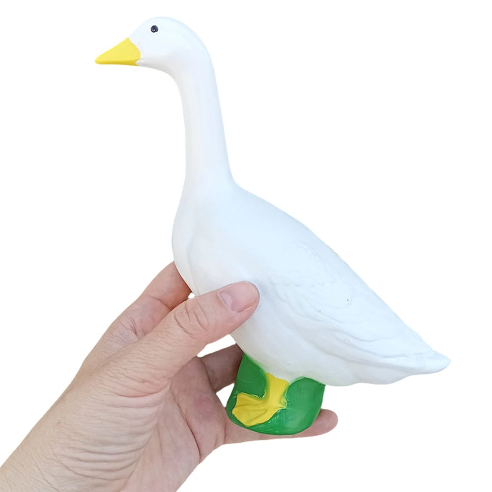 18cm White Goose Ornament Resin Simulation Goose Yard Decoration Cute White Goose Sculpture for Backyard Balcony